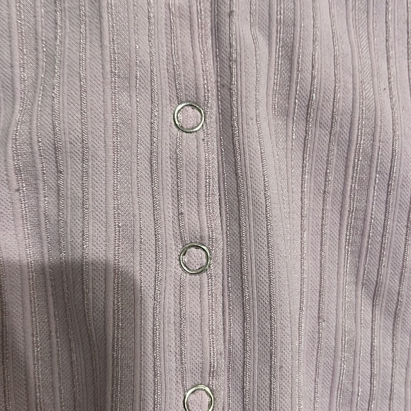 Button up shirt.Great quality!👍/ light purple color. - Picture 3 of 3